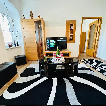 Gemuetliche In Gruenhainichen Erzgebirge * Grunhainichen