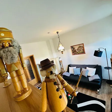 Gemuetliche In Gruenhainichen Erzgebirge 아파트 Grunhainichen