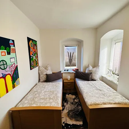 Gemuetliche In Gruenhainichen Erzgebirge Daire Grunhainichen