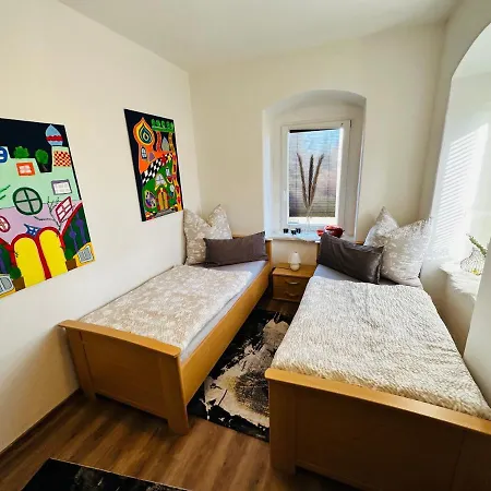 Gemuetliche In Gruenhainichen Erzgebirge *