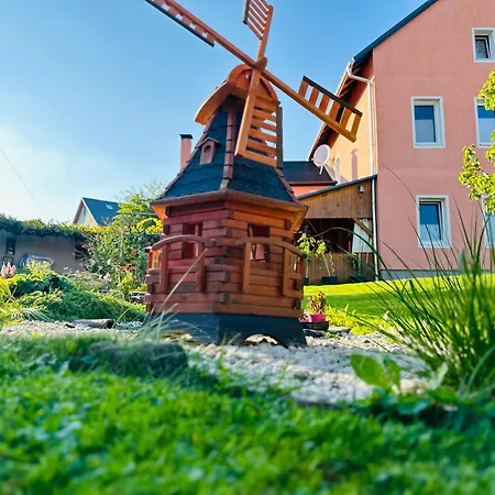 Apartment Gemuetliche In Gruenhainichen Erzgebirge