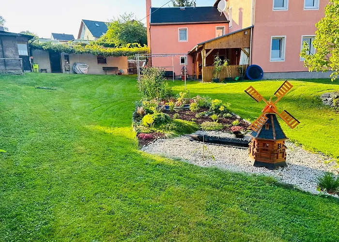 Appartement Gemuetliche In Gruenhainichen Erzgebirge